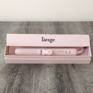 Lange Soft Pink Hair Styling Tool